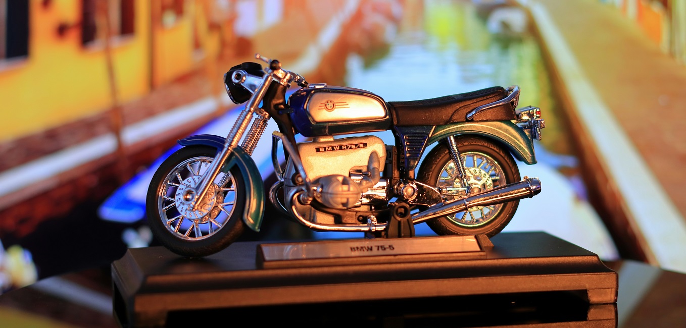 Die-Cast Motorcycle Models: The Perfect Representation of Miniature Mechanics